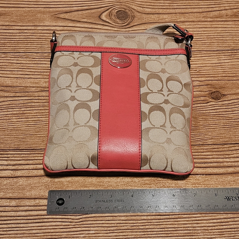 Coach Legacy Signature Crossbody - Picture 15 of 16
